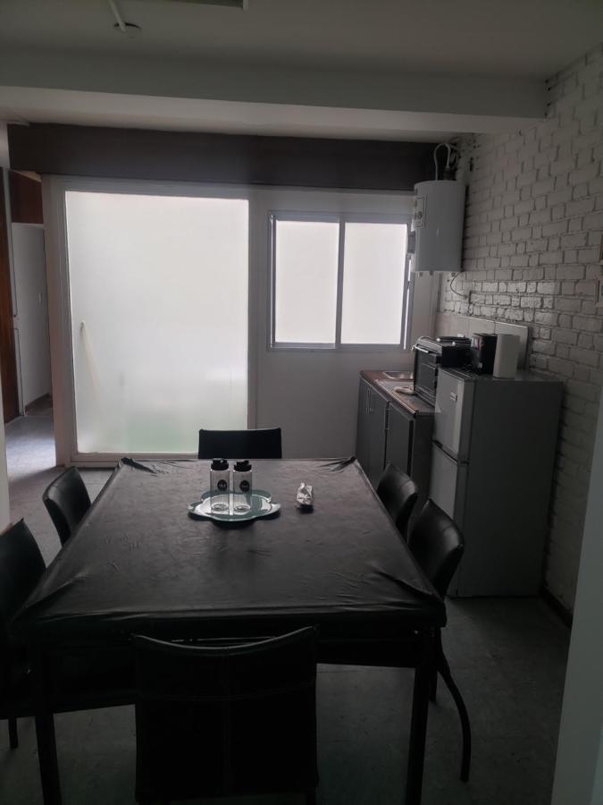 Departamento Ubicadisimo Calle Chile Con Estacionamiento Incluido Capital Mendoza 2アパートメント エクステリア 写真