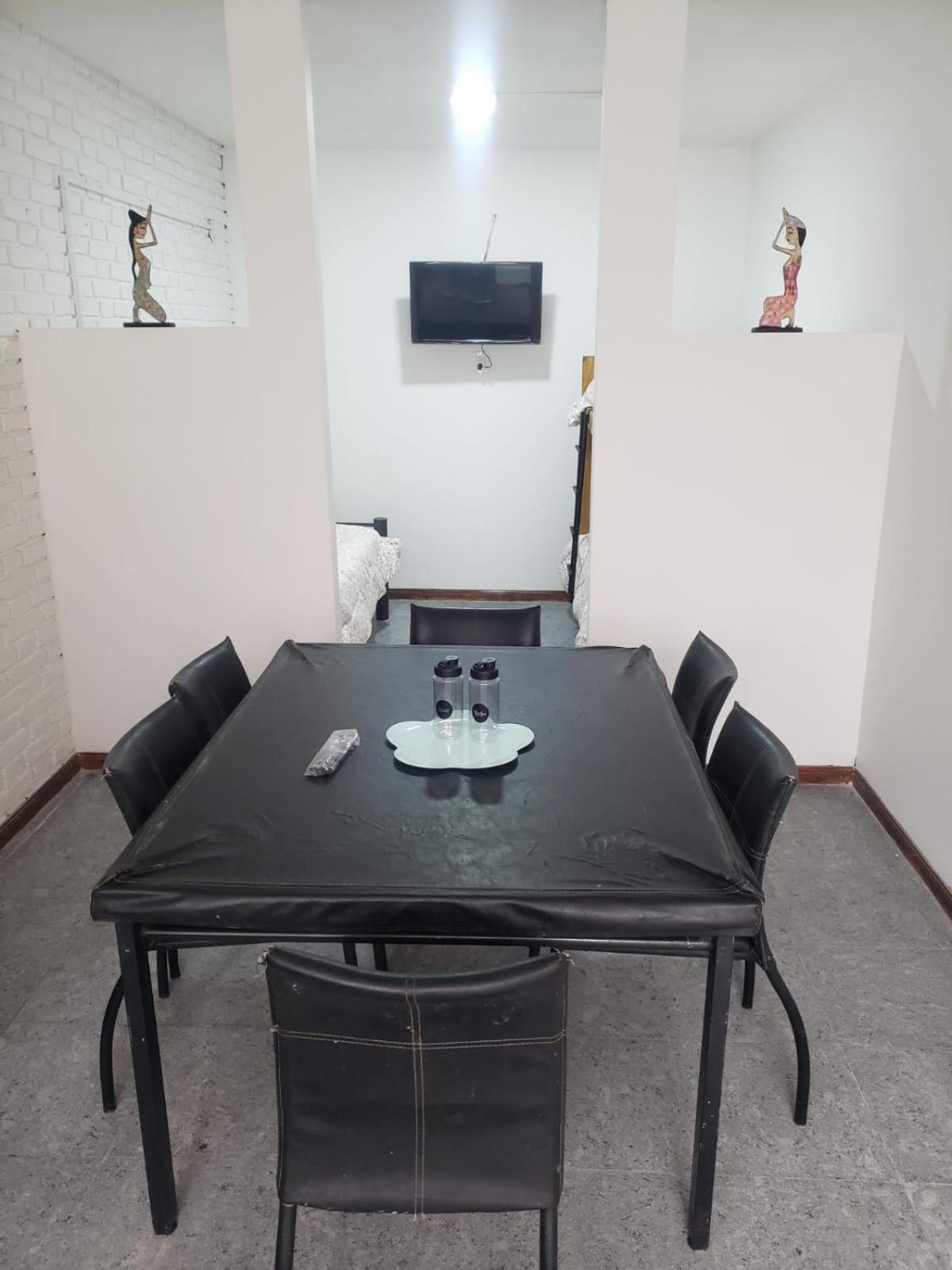 Departamento Ubicadisimo Calle Chile Con Estacionamiento Incluido Capital Mendoza 2アパートメント エクステリア 写真