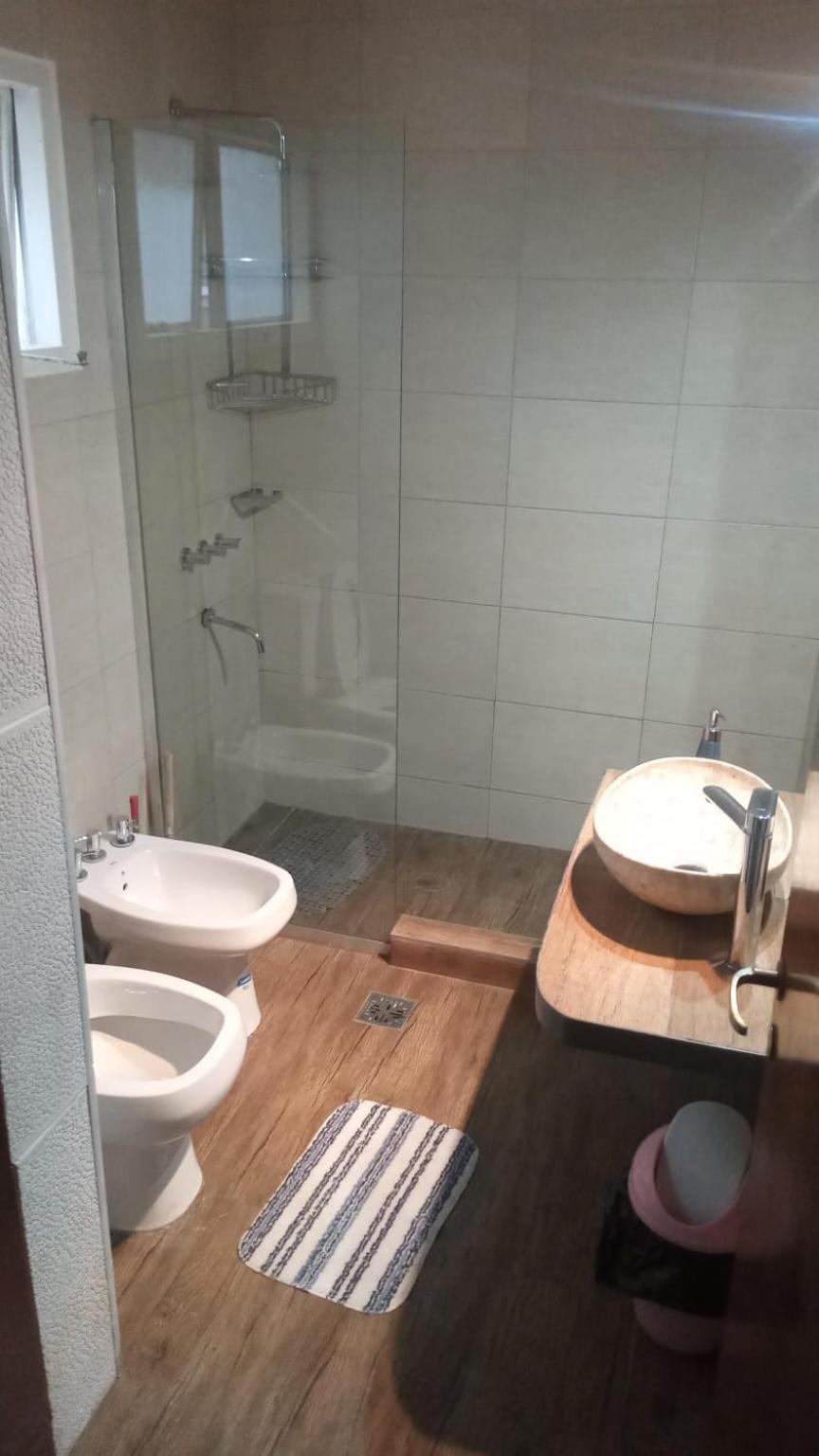 Departamento Ubicadisimo Calle Chile Con Estacionamiento Incluido Capital Mendoza 2アパートメント エクステリア 写真